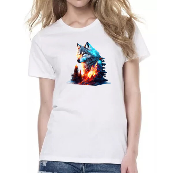 Camiseta Baby Look Lobo brilhante terreno rochoso - Imagem 2