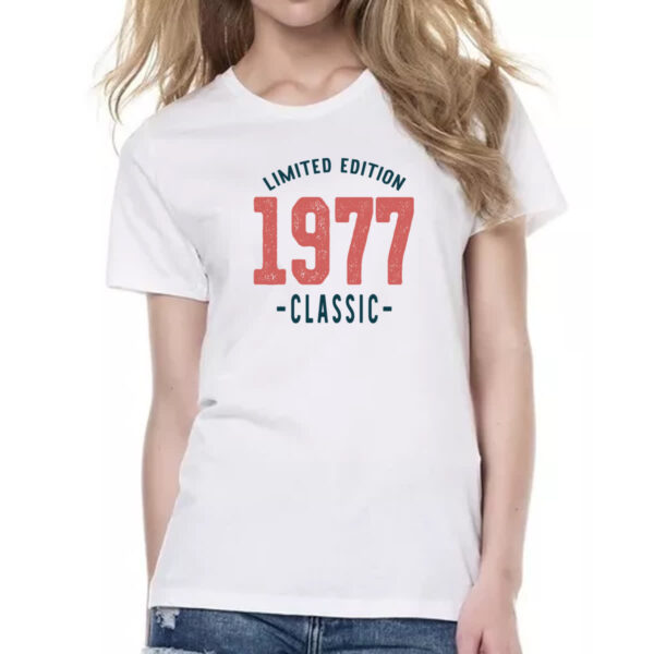 Camiseta Baby Look Limited Edition Classic 1977 - Imagem 2