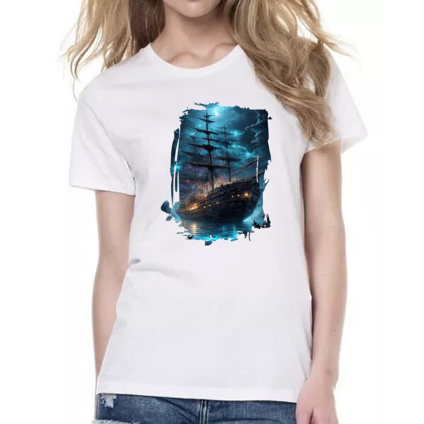 Camiseta Baby Look Navio fantasma - Imagem 2