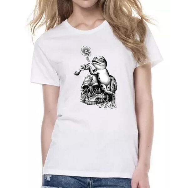 Camiseta Baby Look O sapo e o cachimbo - Imagem 2