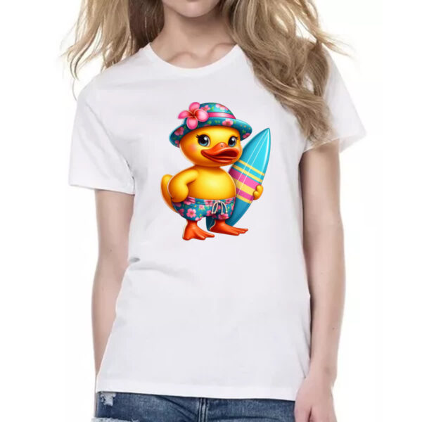 Camiseta Baby Look Patinho de borracha Surfista - Imagem 2