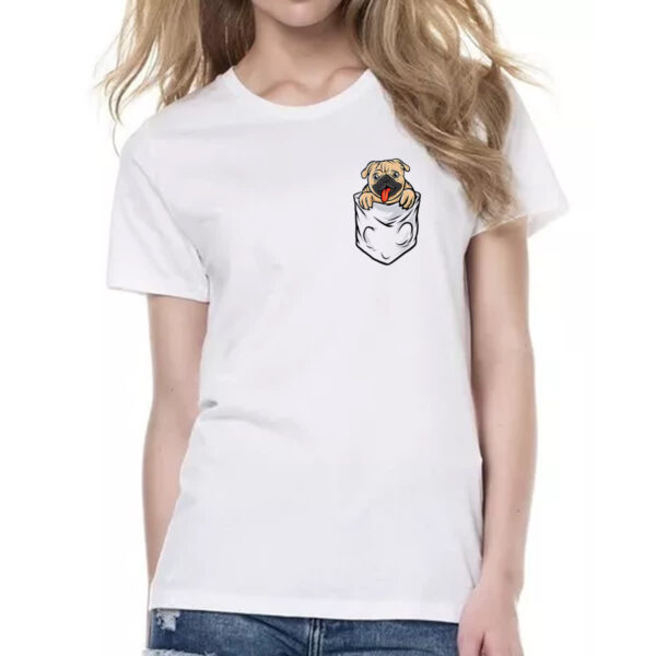 Camiseta Baby Look Pug no bolso - Imagem 2