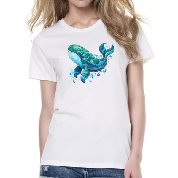 Camiseta Baby Look Baleia estilo tribal watercolor - Imagem 2