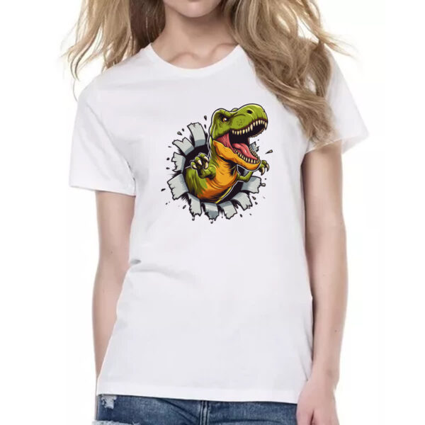 Camiseta Baby Look Dinossauro T-Rex rasgando a camisa - Imagem 2