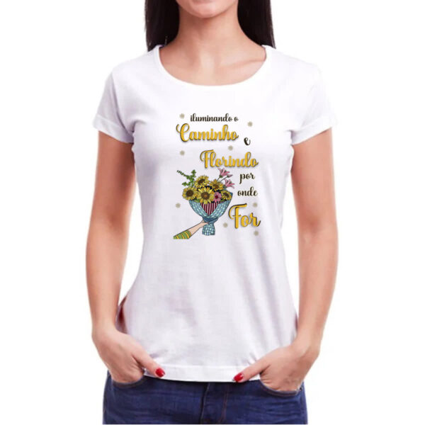 Camiseta Baby Look Mulher ilumando o caminho - Imagem 3