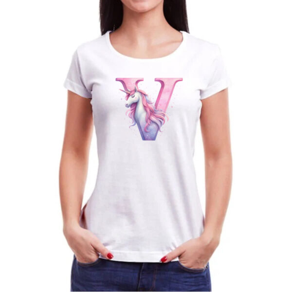 Camiseta Baby Look Unicornio Alfabeto Letra V - Imagem 3