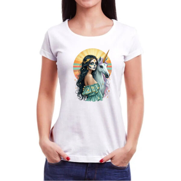 Camiseta Baby Look Caveira catrina e o unicornio - Imagem 3