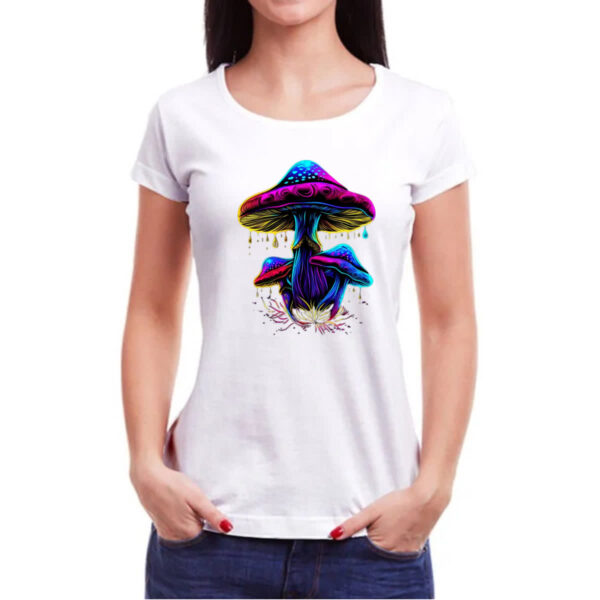 Camiseta Baby Look Cogumelos neon - Imagem 3