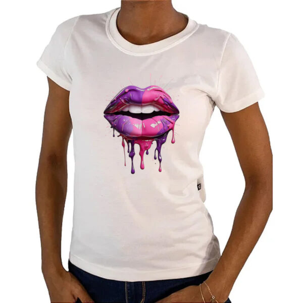 Camiseta Baby Look Labios pink e purpura derretendo - Imagem 4
