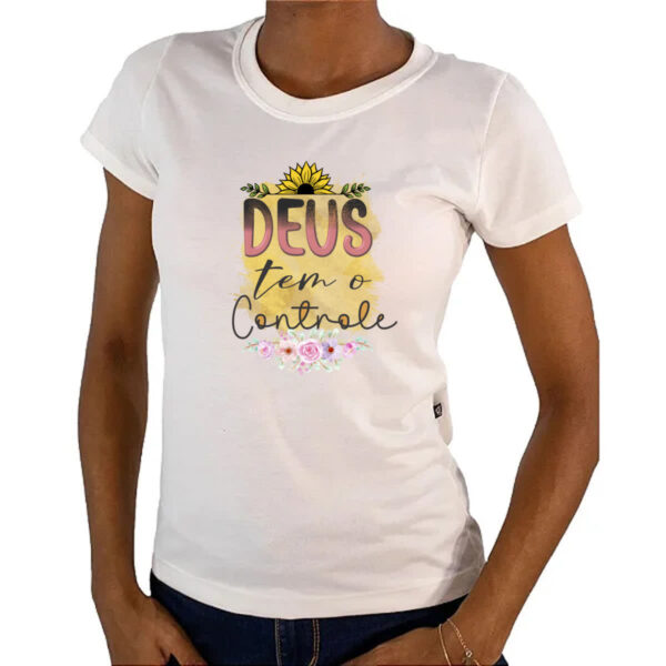 Camiseta Baby Look Deus tem o controle - Imagem 4