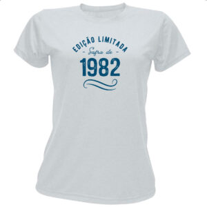 Camiseta Baby Look Ano de safra 1982