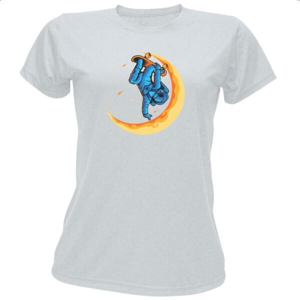 Camiseta Baby Look Astronauta skatista lua crescente