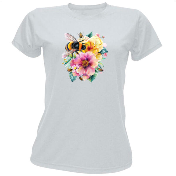 Camiseta Baby Look Abelha na flor