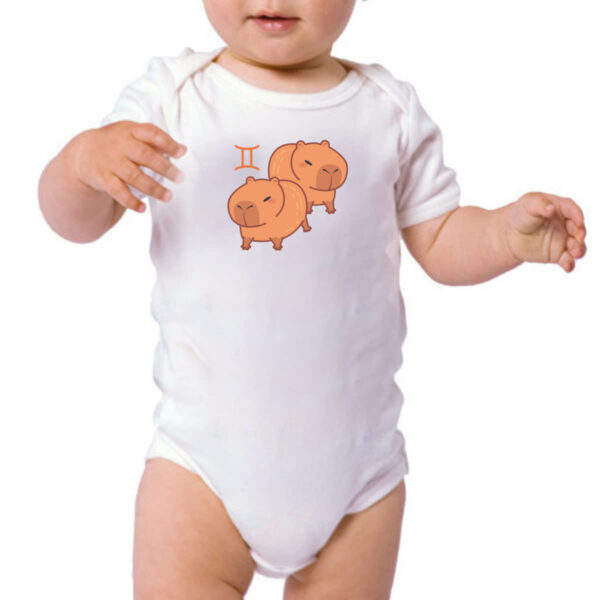 Body infantil Signo Capivara Gemeos - Imagem 3