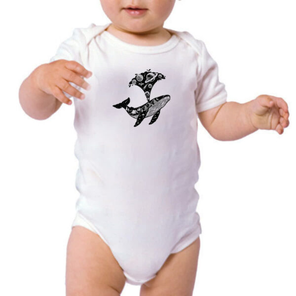 Body infantil Baleia universo estrelas - Imagem 3
