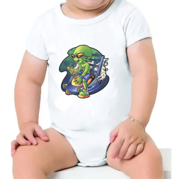 Body infantil Alien relaxando de ferias - Imagem 4