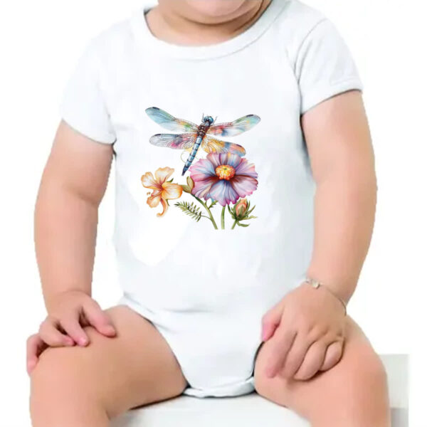Body infantil Libelula na flor - Imagem 4