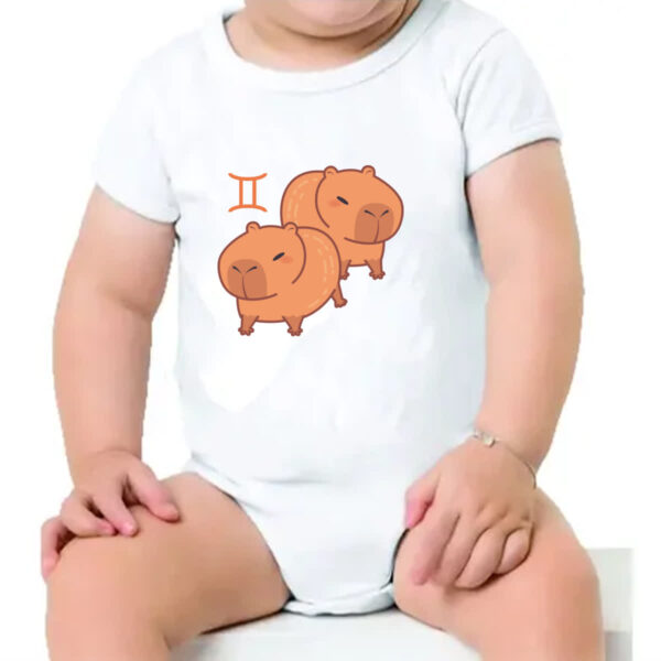 Body infantil Signo Capivara Gemeos - Imagem 4