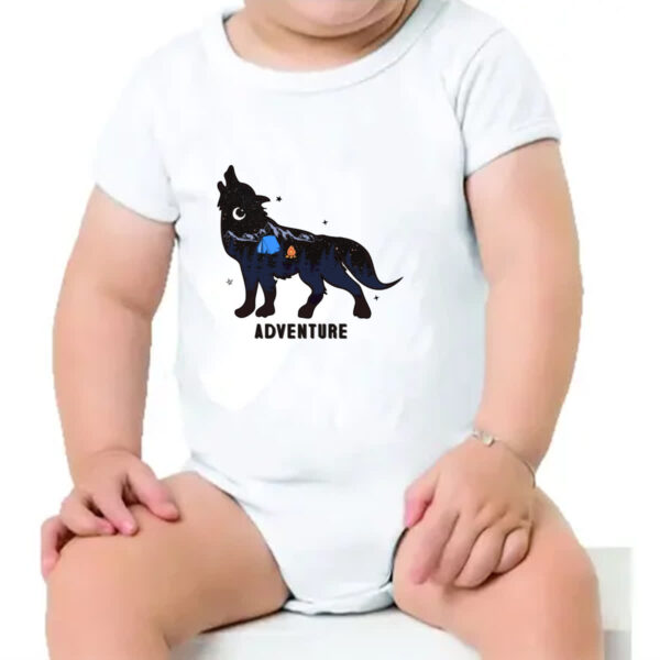Body infantil Aventura camping silhueta lobo - Imagem 4