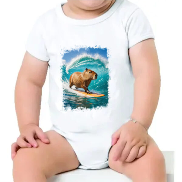 Body infantil Capivara surfando no Hawaii - Image 4