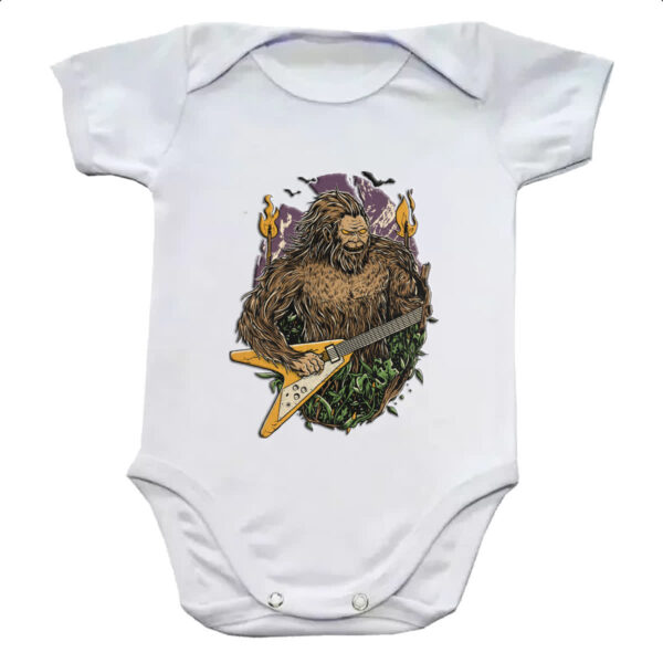 Body infantil Pe grande na guitarra