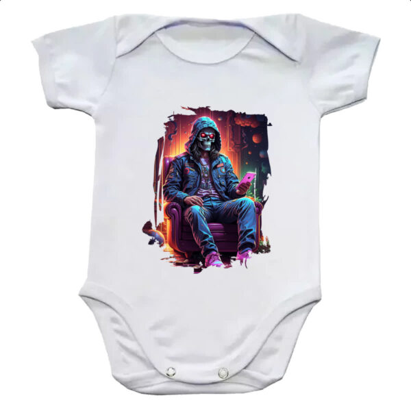 Body infantil Caveira neon no sofa