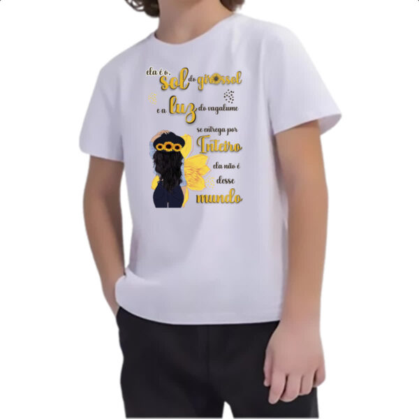 Camiseta Infanto Juvenil Mulher e o girassol e a luz - Imagem 2