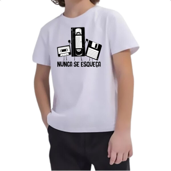 Camiseta Infanto Juvenil Nunca se esqueca K7 VHS e Disquete - Imagem 2