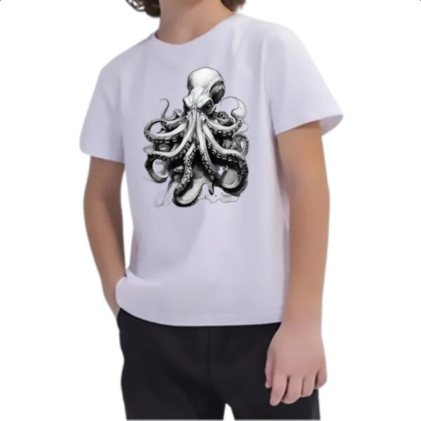 Camiseta Infanto Juvenil Octopus desenho tatoo style - Imagem 2