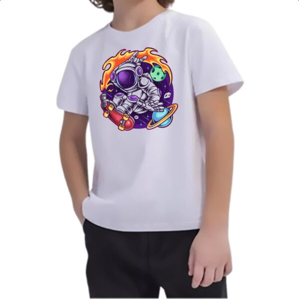 Camiseta Infanto Juvenil Astronauta Skatista - Imagem 2