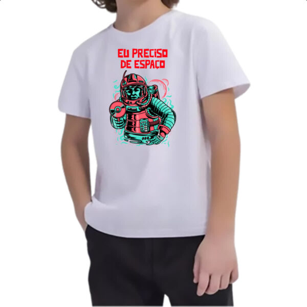 Camiseta Infanto Juvenil Astronauta armado preciso de espaco - Imagem 2