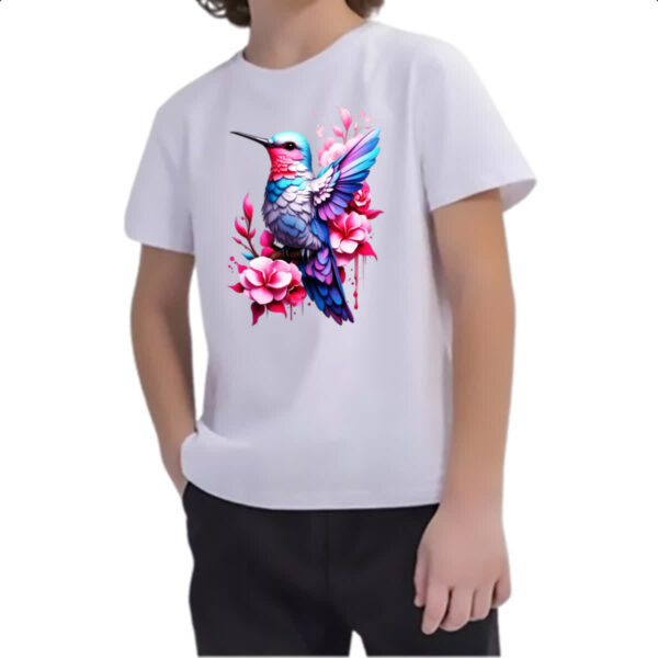 Camiseta Infanto Juvenil Beija-flor colorido com flores - Image 2