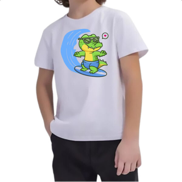 Camiseta Infanto Juvenil Crocodilo surfista radical - Imagem 2
