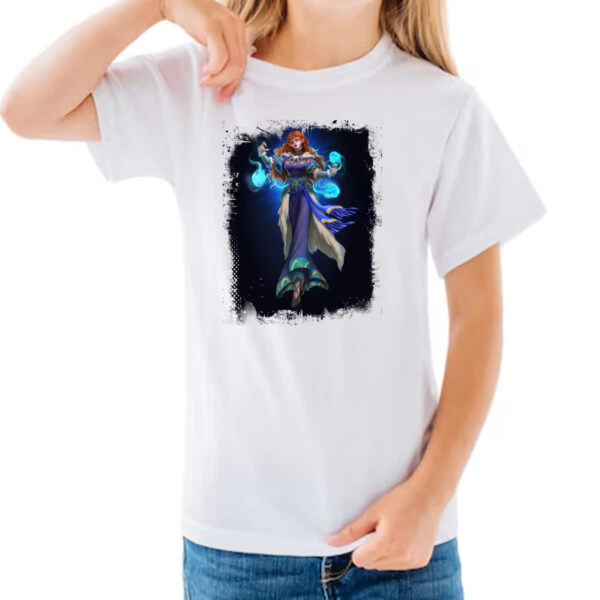 Camiseta Infanto Juvenil Empires and Puzzles Heroi Esme - Imagem 3