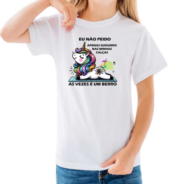 Camiseta Infanto Juvenil Eu nao peido unicornio - Imagem 3