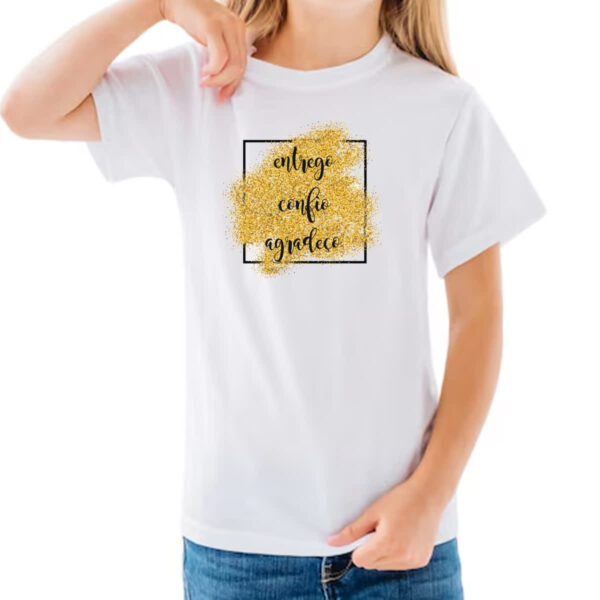 Camiseta Infanto Juvenil Ano novo entrego confio agradeco - Imagem 3
