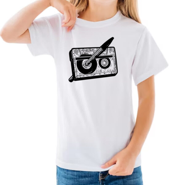 Camiseta Infanto Juvenil Nostalgia Fita K7 e Caneta - Imagem 3