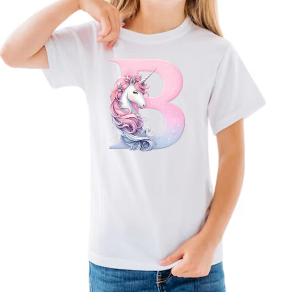 Camiseta Infanto Juvenil Unicornio Alfabeto Letra B - Imagem 3
