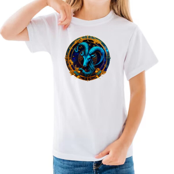 Camiseta Infanto Juvenil Signo de capricornio logo de luxo - Imagem 3