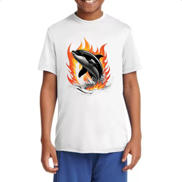 Camiseta Infanto Juvenil Orca ataque elementos de fogo - Imagem 4