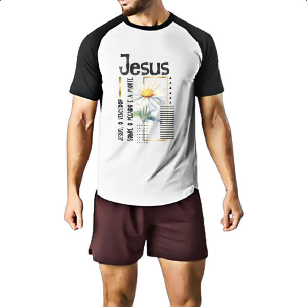 Camiseta Raglan Jesus o vencedor - Imagem 2