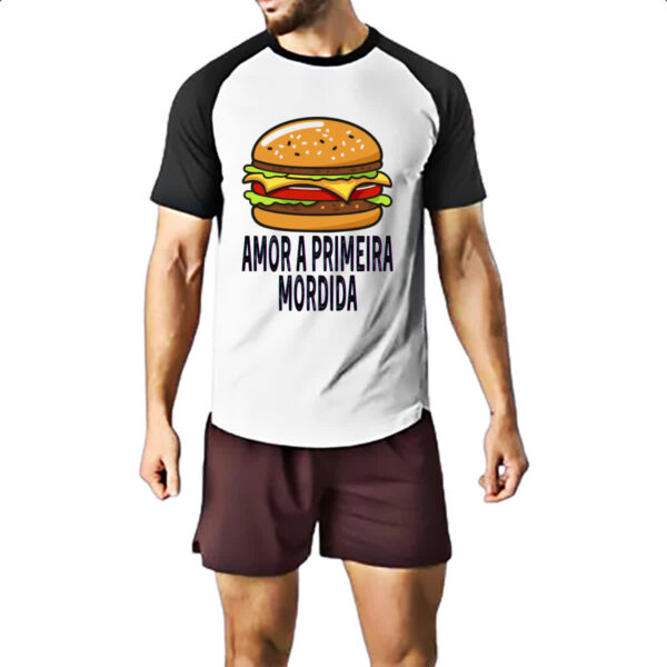 Camiseta Raglan Hamburguer amor a primeira mordida - Imagem 2
