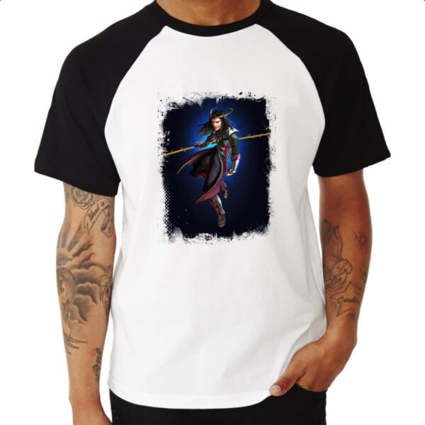 Camiseta Raglan Empires and Puzzles Heroi Lorde Loki - Imagem 3