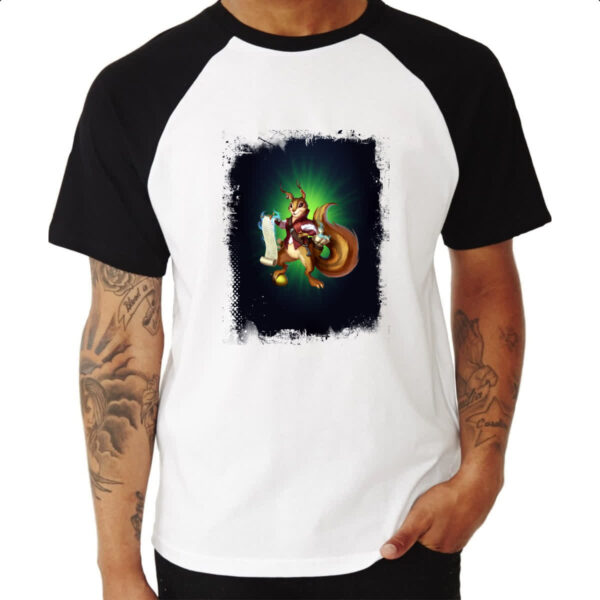 Camiseta Raglan Empires and Puzzles Heroi Ratatoskr - Imagem 3