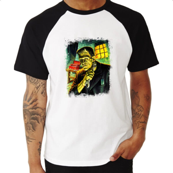 Camiseta Raglan Frankenstein Apertando os parafusos - Imagem 3
