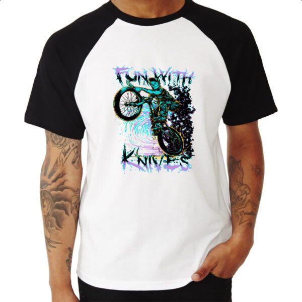 Camiseta Raglan Fun with knives - Imagem 3