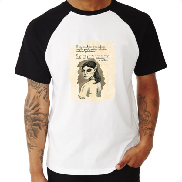 Camiseta Raglan Grimm Livro Musai - Imagem 3