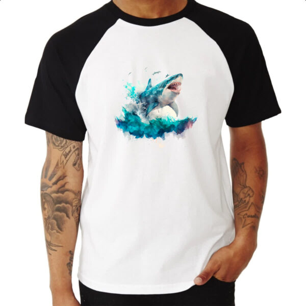 Camiseta Raglan Megalodonte aquarela 4 - Imagem 3