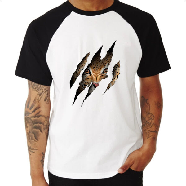 Camiseta Raglan Onca pintada atras do rasgo - Imagem 3