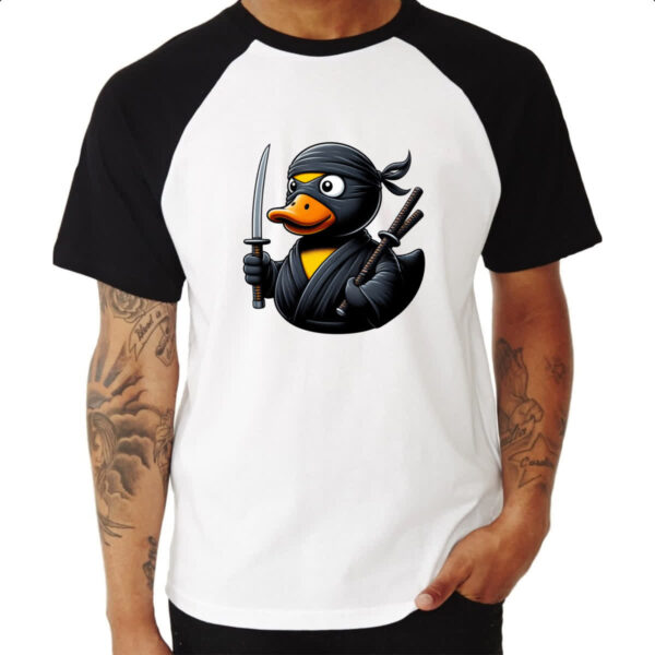 Camiseta Raglan Patinho de borracha Ninja - Imagem 3